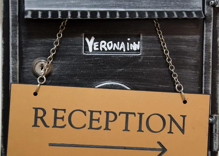 מלון דירות Residence Verona Inn 4*